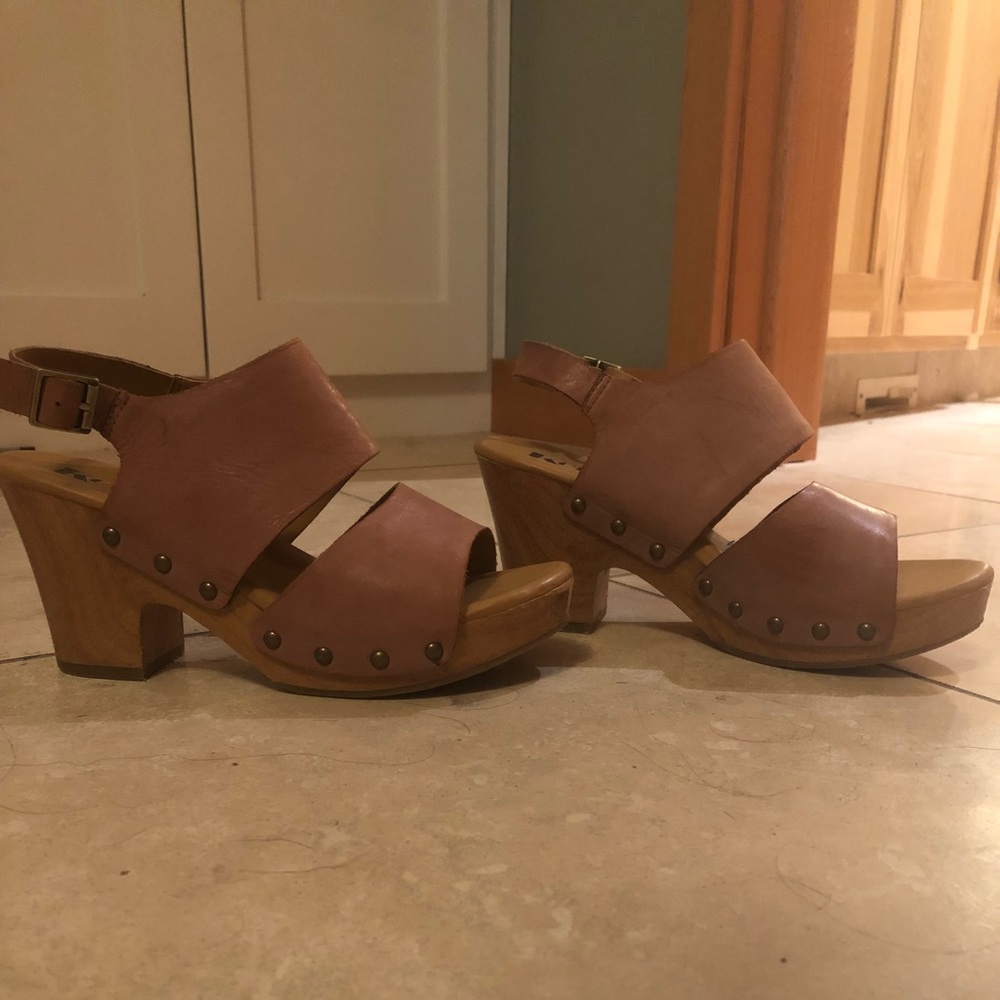 Korks Clog